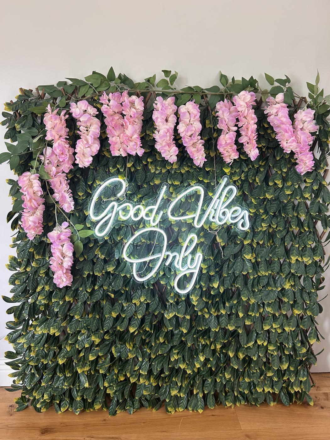 Good Vibes Only Neon Sign